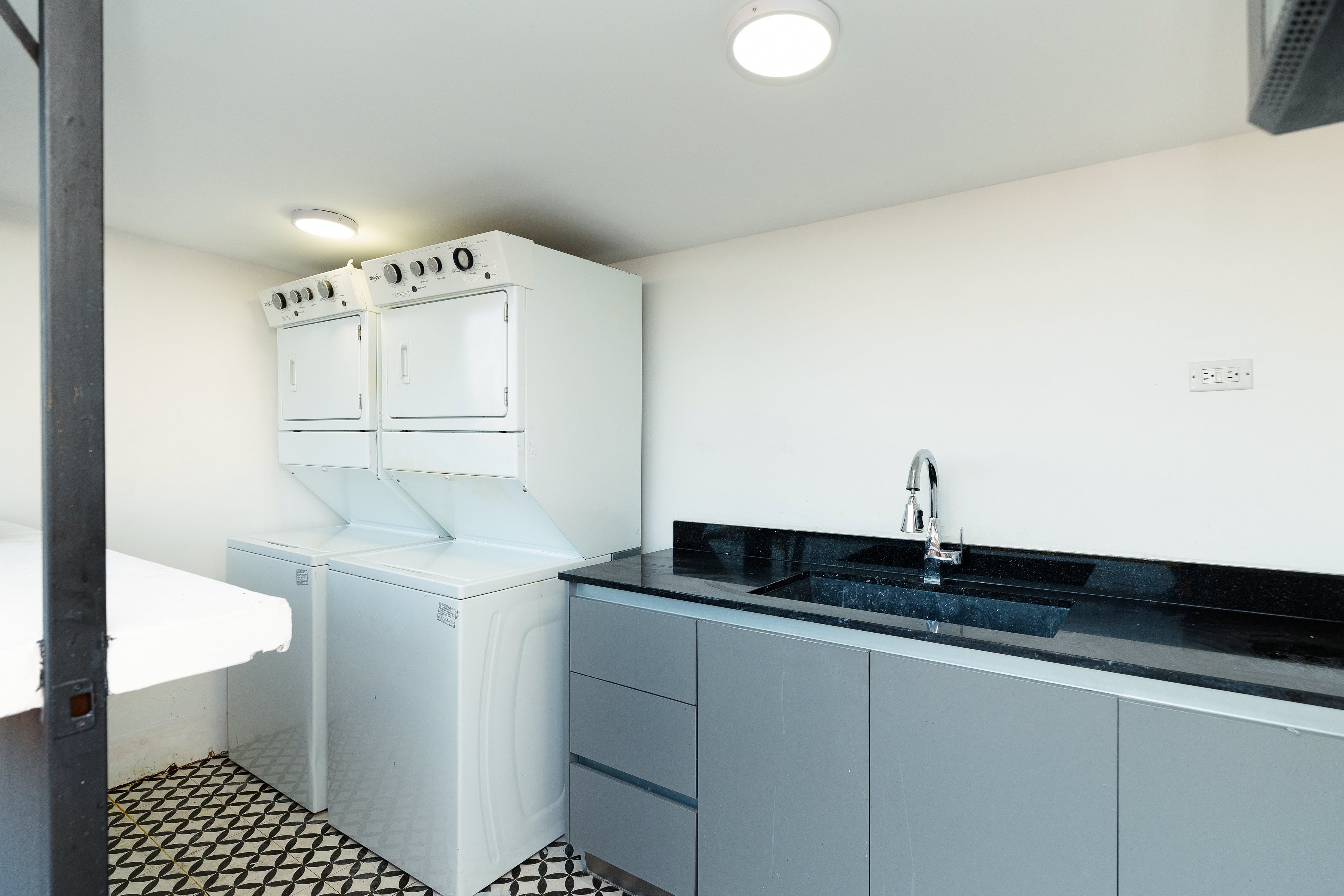 Rooftop Amenity Reservation – Casa Ambar