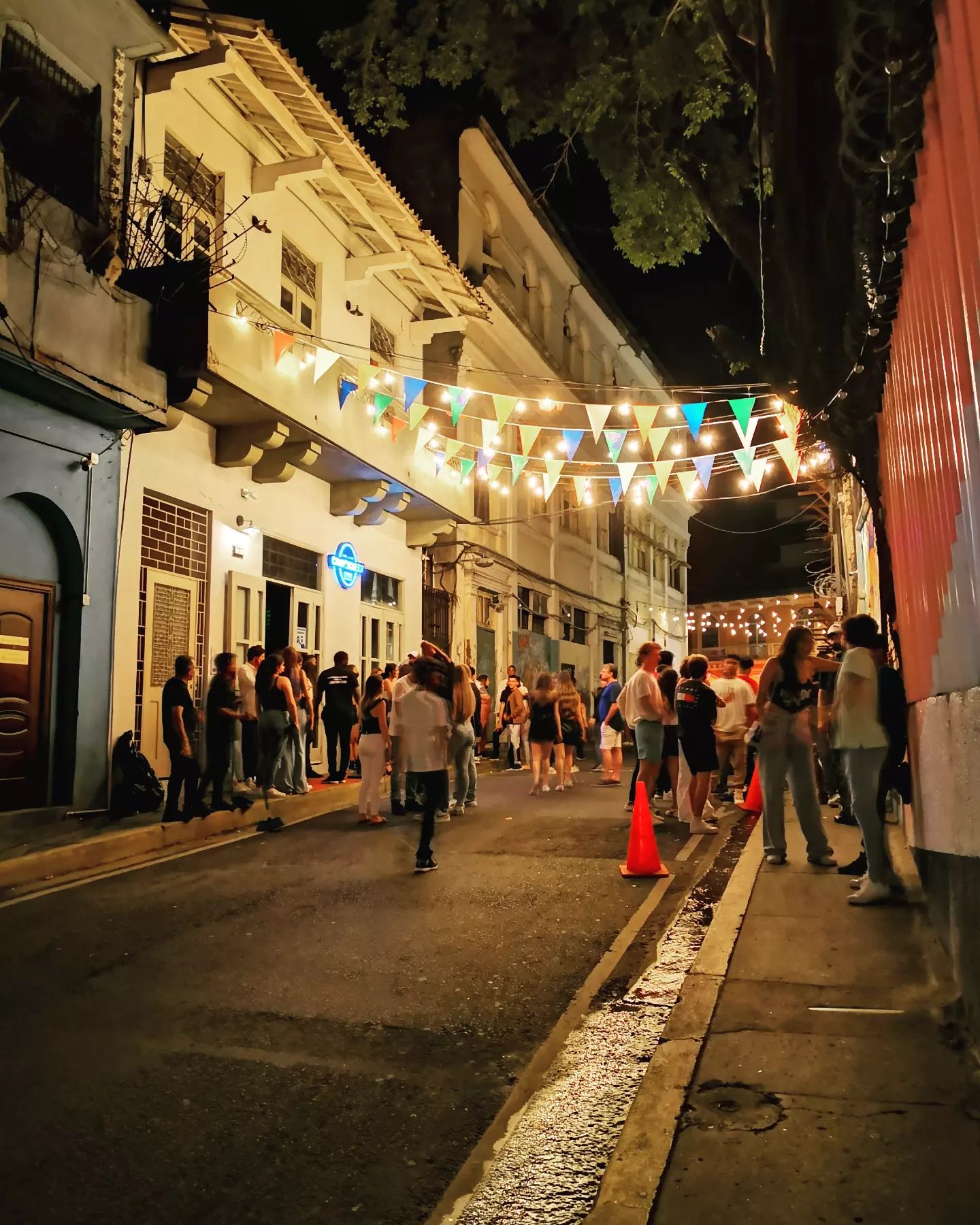Tour de Bares por el Casco Viejo